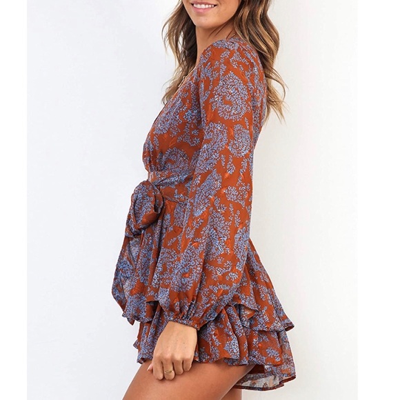 Orange floral print ruffle romper. - Picture 3 of 4